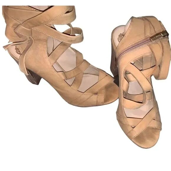 Vince Camuto Sammson block heels - Picture 4 of 6